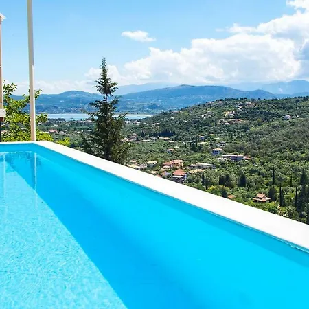 ヴィラ Alba Apolpaina